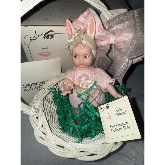 Marie Osmond Collectibles Bunny‎ Love Doll Porcelain Easter Basket Decor - Picture 2 of 5